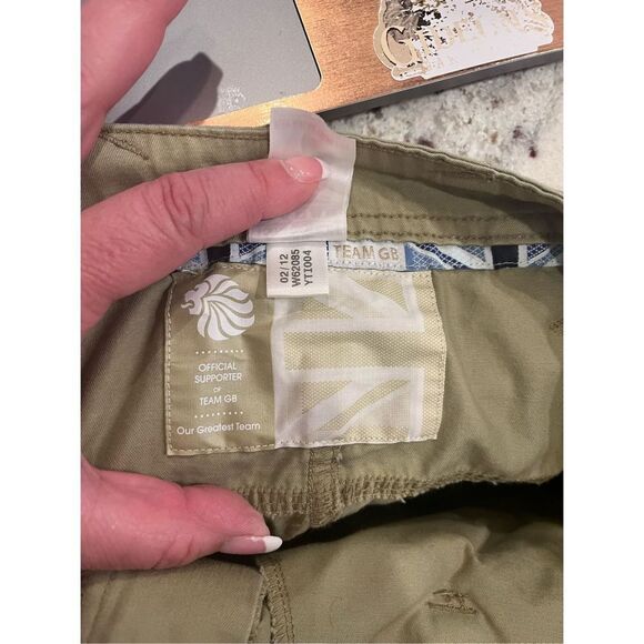 GBT Olympic Tan Bermuda Cargo Shorts sz L EUC - Picture 7 of 8